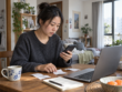 女子在家对照手机交易记录与纸质收据核查商户名称的真人摄影风格 AI 示意图